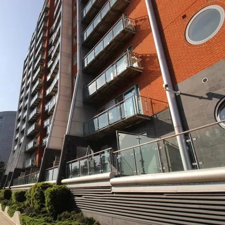 Rent this 2 bed apartment on 3 Whitehall Quay in Leeds, LS1 4BF
