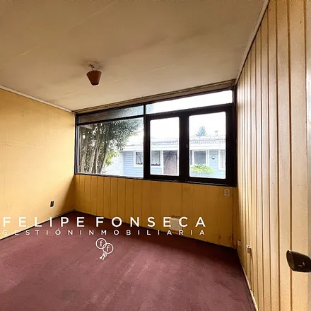 Rent this 3 bed house on Avenida Alemania 01730 in 480 1011 Temuco, Chile