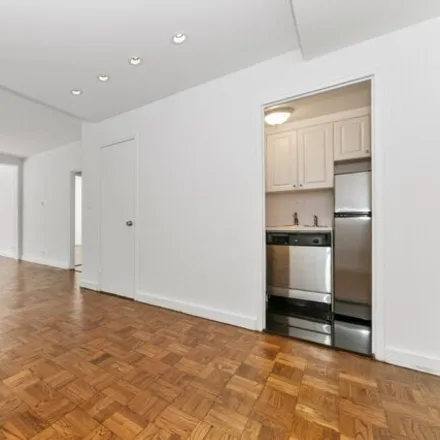 Image 6 - 65A West 55th Street, New York, NY 10019, USA - House for rent