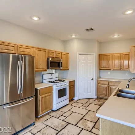 Image 7 - 2276 Laramine River Drive, Henderson, NV 89052, USA - Loft for sale