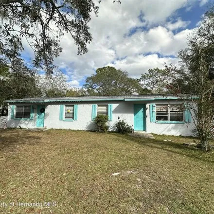 Buy this studio house on 5925 South Ashlawn Way in Citrus County, FL 34448