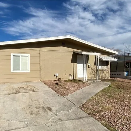 Buy this 3 bed house on 1168 Greenway Drive in Las Vegas, NV 89108
