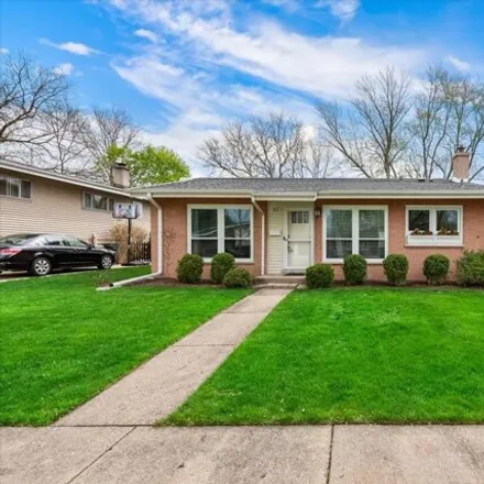 Buy this 3 bed house on 73 North Prindle Avenue in Arlington Heights, IL 60004