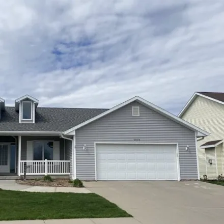 Buy this 5 bed house on Avenue O in Kearney, NE 68848