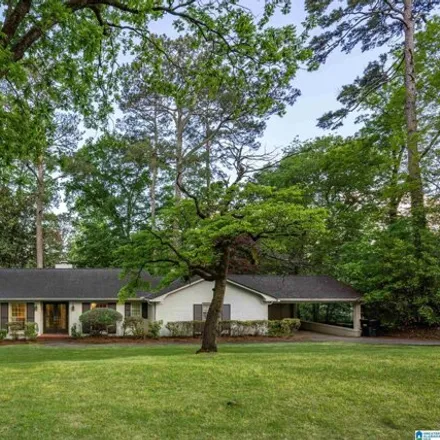 Image 1 - 3751 Locksley Drive, Mountain Brook, AL 35223, USA - House for sale