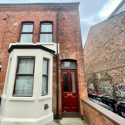 Rent this 3 bed apartment on Dunluce Avenue in Belfast, BT12 5NE