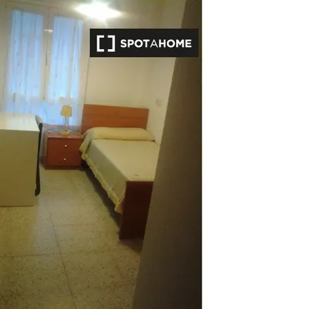 Rent this 5 bed room on Calle Padre Cámara in 19, 23