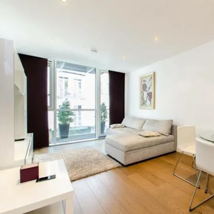Rent this 1 bed apartment on Goodman's Fields in Goodman Street, London