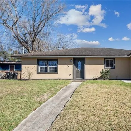 Buy this 3 bed house on 4719 Warren Drive in New Orleans, LA 70127