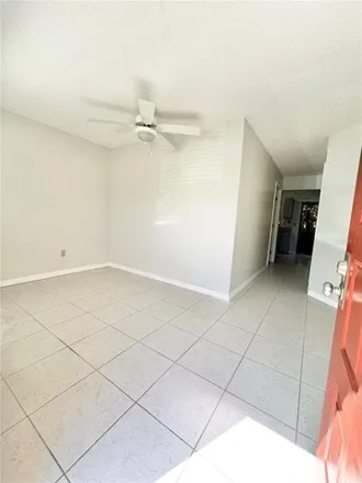 Image 4 - 1707 Shady Ridge Court, Orlando, FL 32807, USA - Apartment for rent