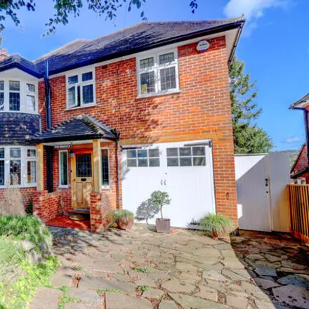 Buy this 4 bed house on Colville Road in High Wycombe, HP11 2SY