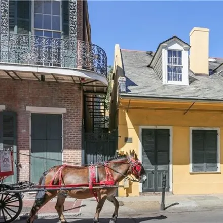 Image 2 - 1027 Chartres Street, New Orleans, LA 70116, USA - House for sale