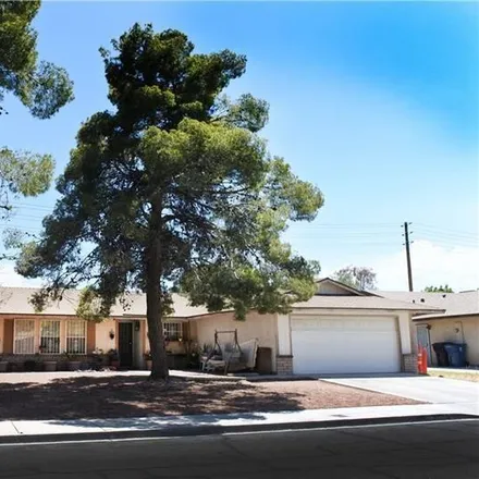 Buy this 3 bed house on 6717 Old Castle Drive in Las Vegas, NV 89108