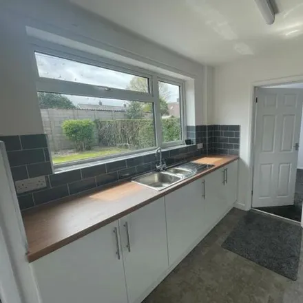 Image 3 - Dunster Crescent, Uphill, BS24 9ED, United Kingdom - House for rent