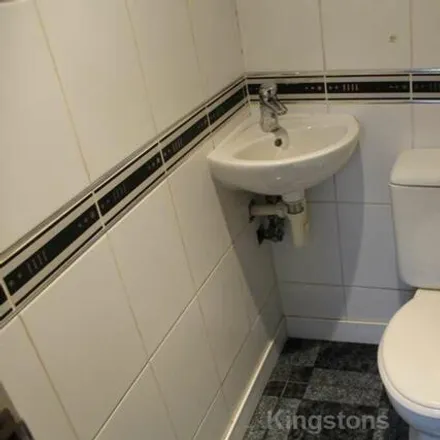 Image 4 - Gloucester Street, Cardiff, CF11 6AL, United Kingdom - Townhouse for rent