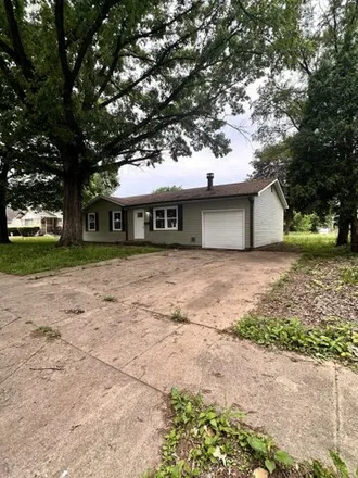 Image 2 - 2934 Eastern Ave, Indianapolis, Indiana, 46218 - House for sale