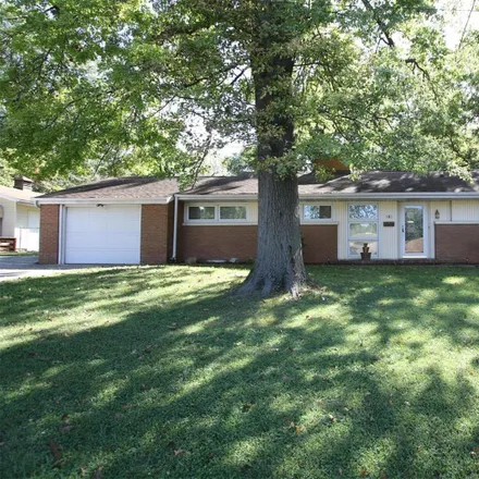 Buy this 3 bed house on 120 Dalewood Drive in Oakwood Heights, Madison County