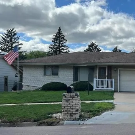Buy this 4 bed house on 3159 Cheyenne Boulevard in Sioux City, IA 51104