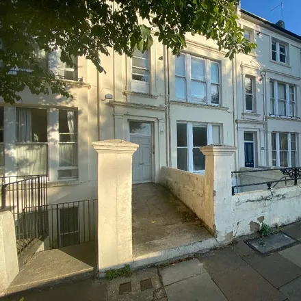 Rent this 2 bed apartment on 91 Goldstone Villas in Hove, BN3 3RU