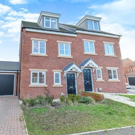 Buy this 3 bed duplex on Elderwood Gardens in Redcar and Cleveland, TS6 0GF