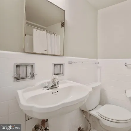 Image 8 - Boston House Condominiums, 1711 Massachusetts Avenue Northwest, Washington, DC 20036, USA - Condo for sale