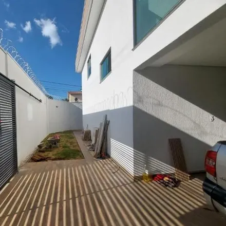 Buy this 3 bed house on Rua Wenceslau Braz in Copacabana, Belo Horizonte - MG