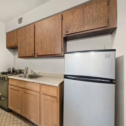 Image 6 - 453 West 43rd Street, New York, NY 10036, USA - Apartment for sale