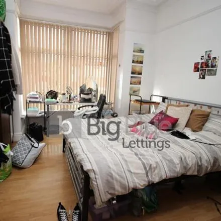 Rent this 7 bed house on Richmond Avenue in Leeds, LS6 1BZ