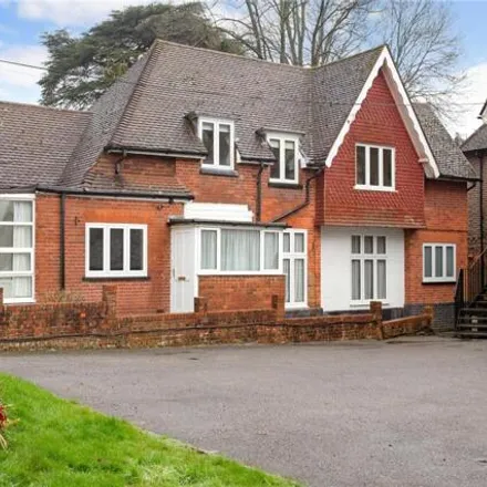 Buy this 3 bed house on Alma Road in Reigate, RH2 0DN