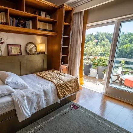 Rent this 3 bed condo on Vila Nova de Gaia in Porto, Portugal