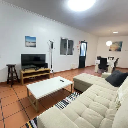Rent this 3 bed apartment on Rua Pedro José de Ornelas in 9050-080 Funchal, Madeira
