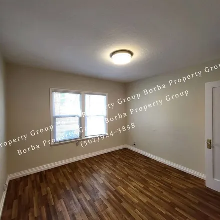 Rent this 3 bed apartment on First Assembly of God Church in West 10th Street, Los Angeles