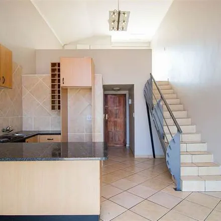 Image 3 - 7 Bungay Road, Mulbarton, Johannesburg, 2059, South Africa - Apartment for rent