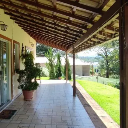 Rent this 4 bed house on unnamed road in Parque das Águas I, Brumadinho - MG