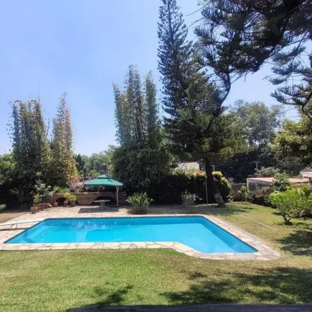Rent this 6 bed house on Calle Tulipán in 62330 Cuernavaca, MOR