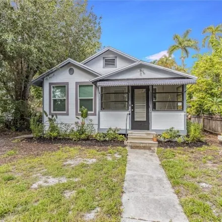 Image 1 - 1600 Avalon Place, Fort Myers, FL 33901, USA - House for sale