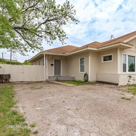 Rent this 1 bed house on 1701 North 3rd Street in Abilene, TX 79603