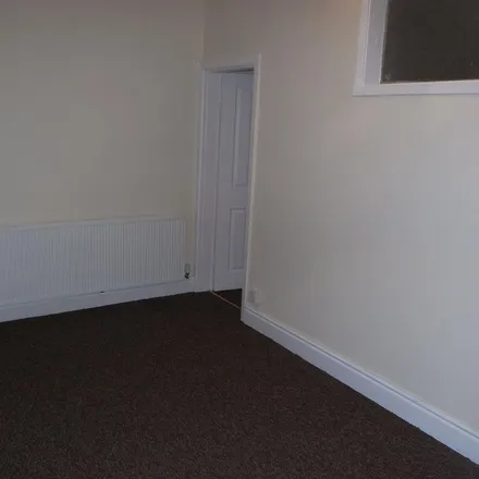 Image 7 - Last Orders, Rhyl Town Centre, 32 Crescent Road, Rhyl, LL18 1TF, United Kingdom - Apartment for rent