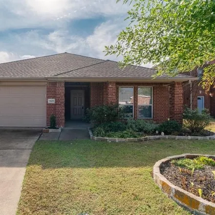 Rent this 3 bed house on 1425 Jacksons Run in Greenville, TX 75402