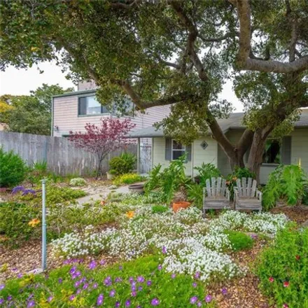 Buy this 2 bed house on 596 Lilac Drive in Los Osos, San Luis Obispo County