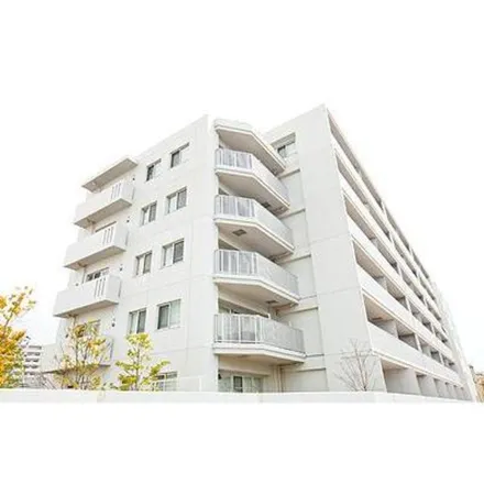 Rent this 3 bed apartment on 鎌倉自動車学校 in 阿久和鎌倉線, Okamoto 1-chome
