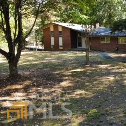 Buy this 4 bed house on 879 Talloaks Drive in Gainesville, GA 30501