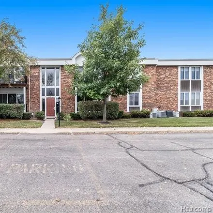 Image 1 - 33400 Bobrich Street, Livonia, MI 48152, USA - Condo for sale