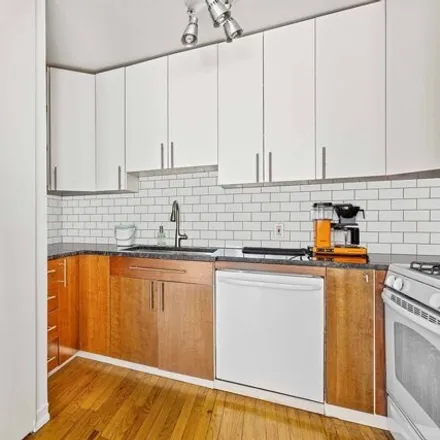 Image 7 - 407 East 12th Street, New York, NY 10009, USA - Condo for rent