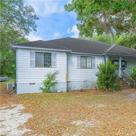 Buy this 3 bed house on 827 North Hazelton Road in Highlands County, FL 33825