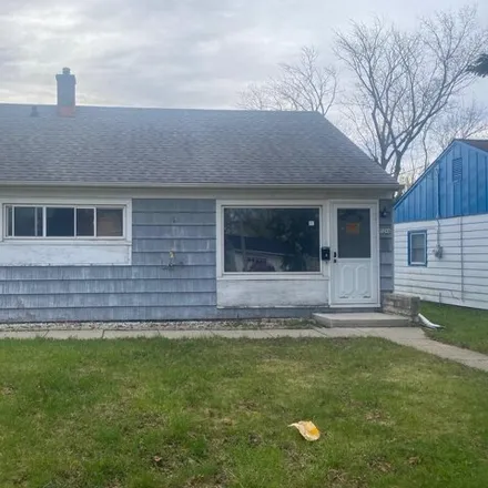 Buy this 2 bed house on 5246 North 44th Street in Milwaukee, WI 53209