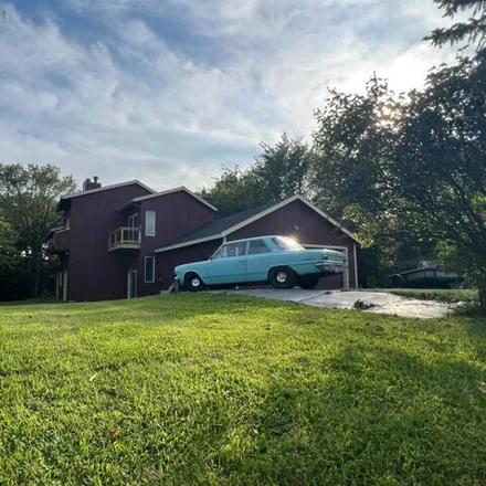 Buy this studio house on 30 Castle Point Road in Sleepy Hollow Lake, Greene County