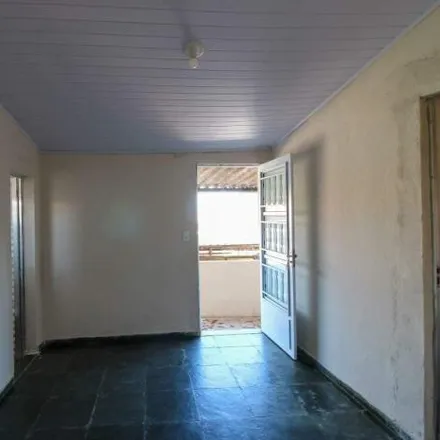 Rent this 2 bed house on Rua São Tiago in Paraíso, Belo Horizonte - MG