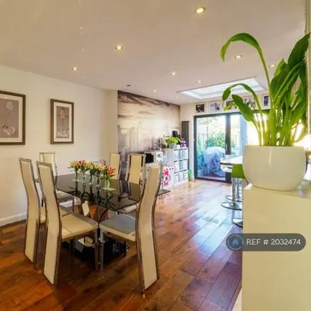 Image 9 - Selkirk Road, London, TW2 6PX, United Kingdom - House for rent
