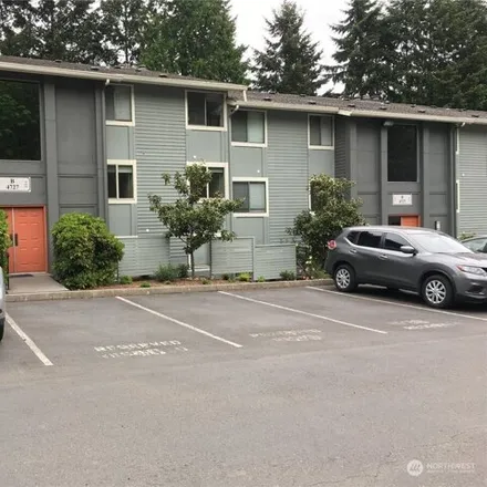 Buy this 2 bed condo on West Lake Sammamish Pkwy SE & 188th Ave SE in West Lake Sammamish Parkway Southeast, Issaquah